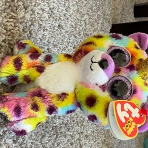 I am selling a cat unicorn